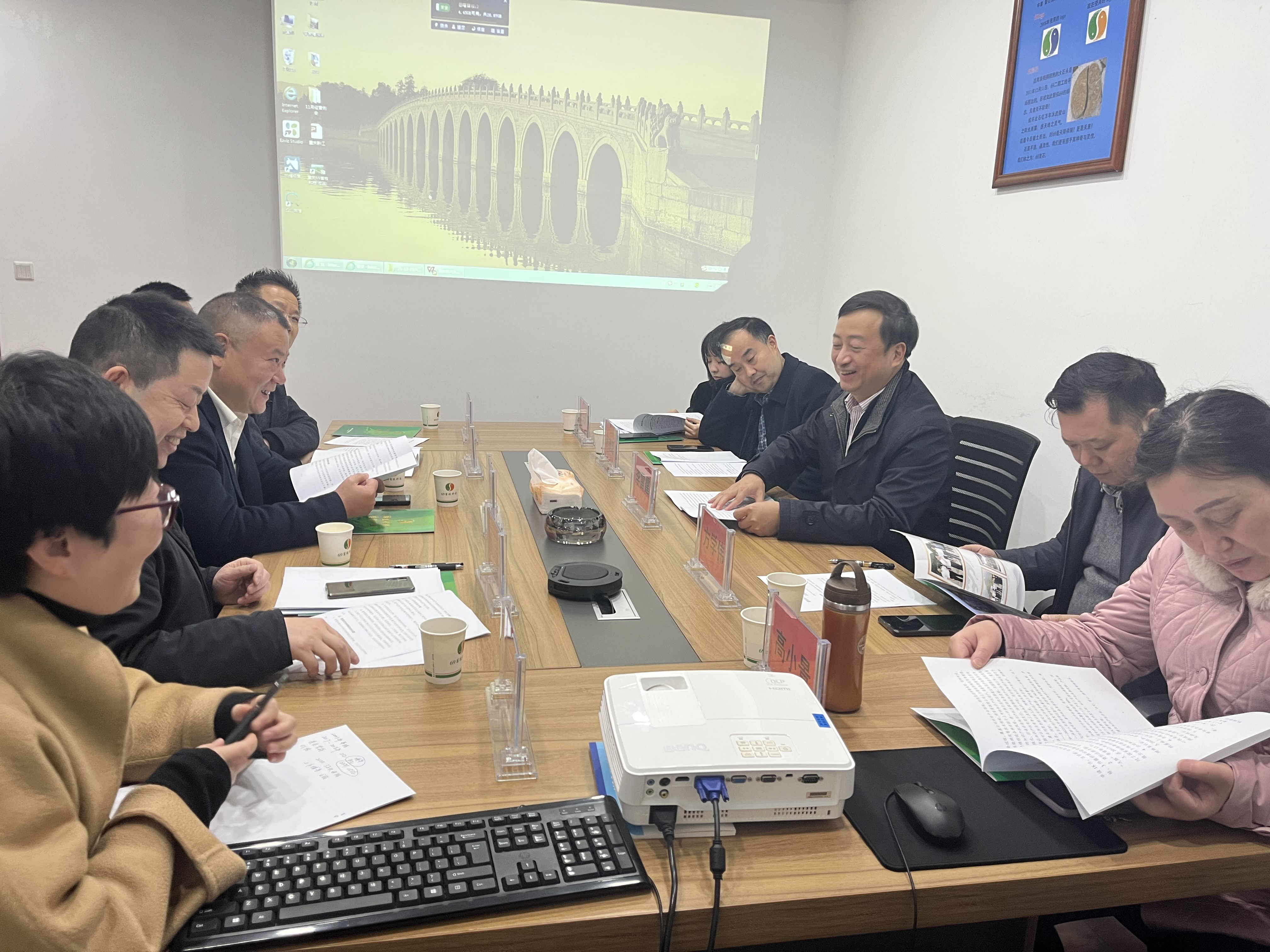 重慶市知識產權局李雷霆局長一行在黔江區市場監管局局長潘東等陪同下來重慶69畜牧調研指導